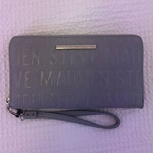 STEVE MADDEN grey zip around wristlet wallet / clutch